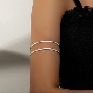💞 New Elegant Silver Arm Cuff Bracelet